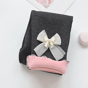 Adorable Little Princess bow tights for girls, featuring a cute bow design, from Ju Ju Jam.