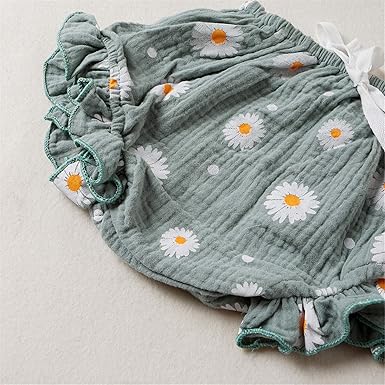 Ju Ju Jam Girls Cute Flower Set - Matching top and shorts with a sweet floral design.